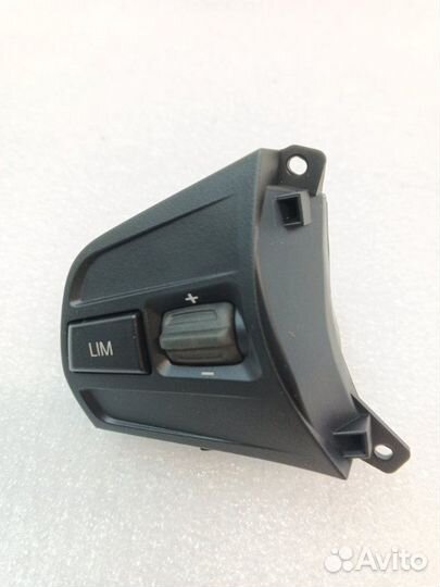 Кнопка на руль Bmw 1-Series F20 2012
