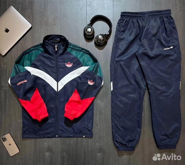 Спортивный костюм adidas из 90 х