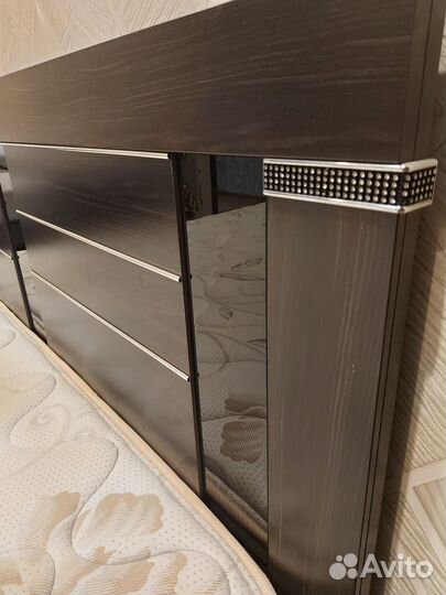 Кровать 180 на 200 с матрасом бу