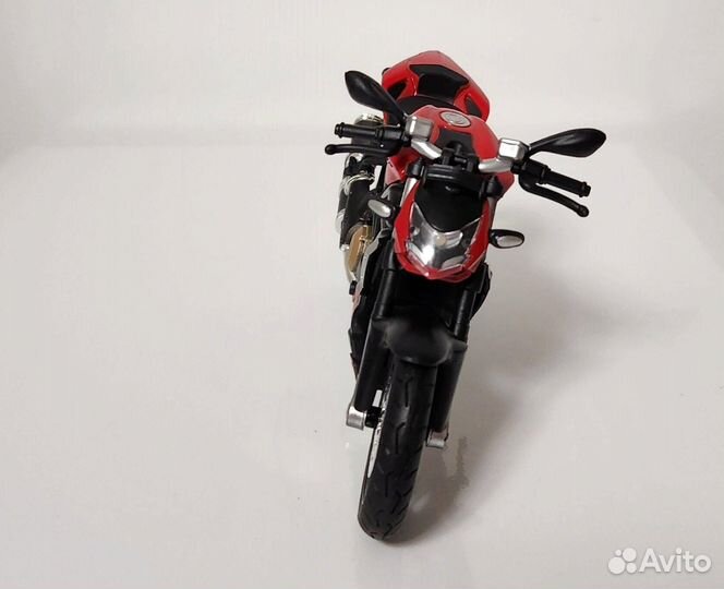 Модель мотоцикла Ducati Street Car