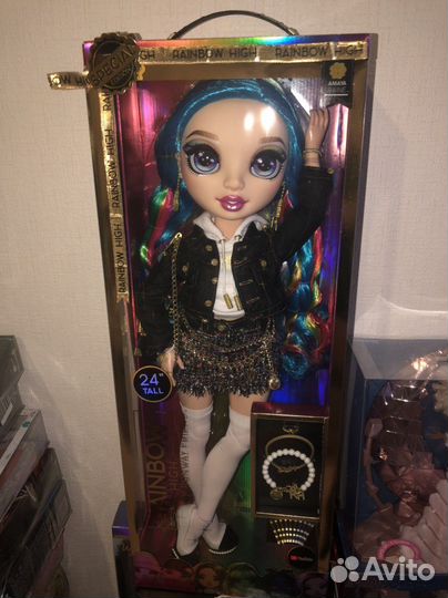 Rainbow High кукла Amaya Rain