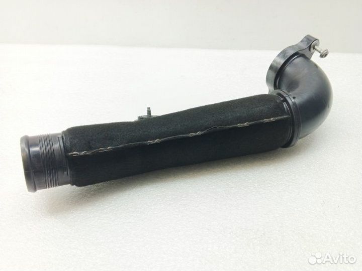 Патрубок интеркулера Audi Q5 FY 2.0 DET 2019