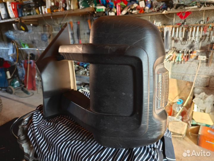 Зеркало боковое