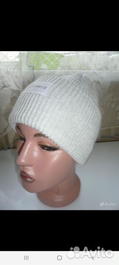 Новая шапка H&M