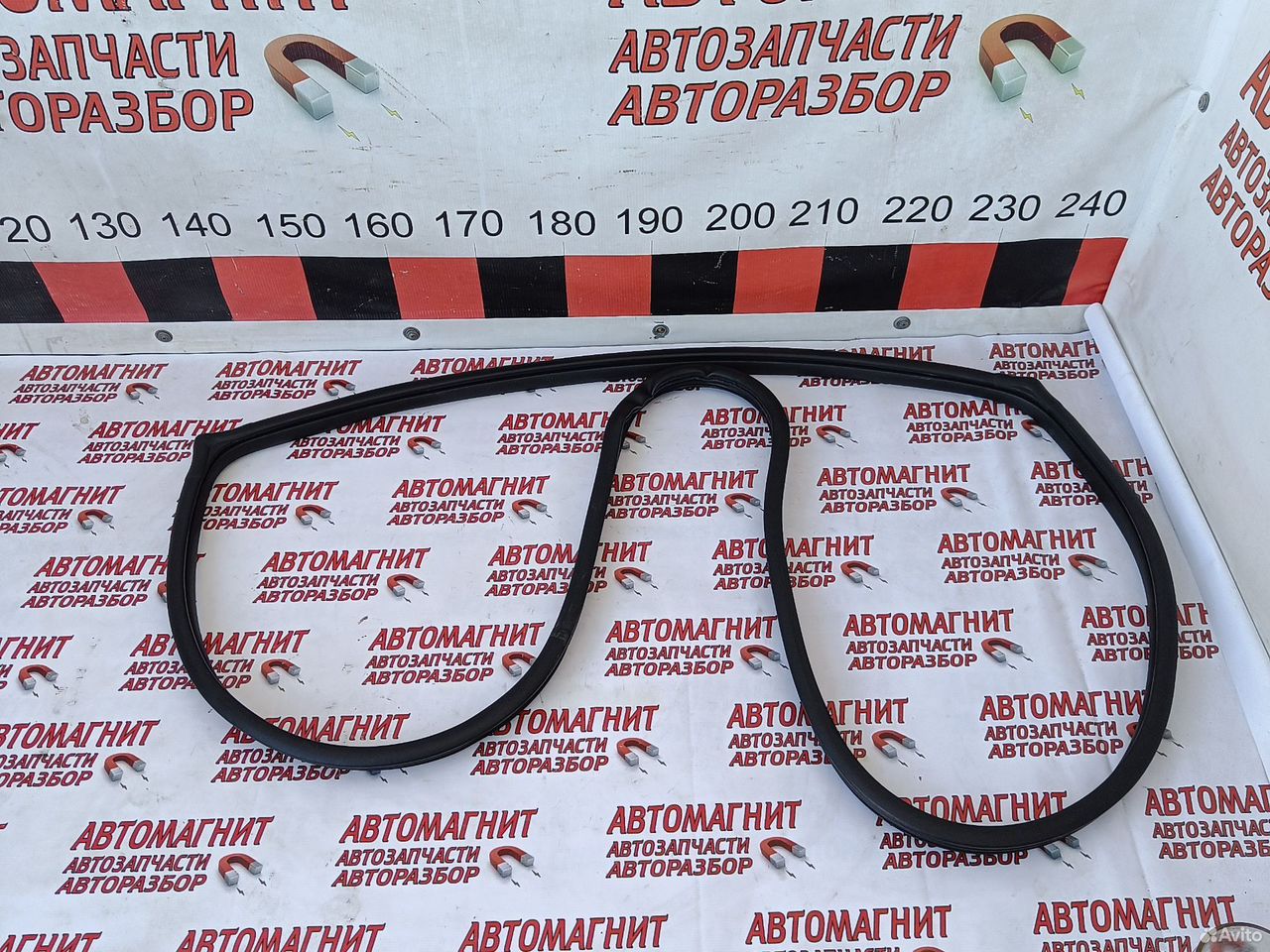 Уплотнитель двери задней левой Киа Спортейдж 4 QL