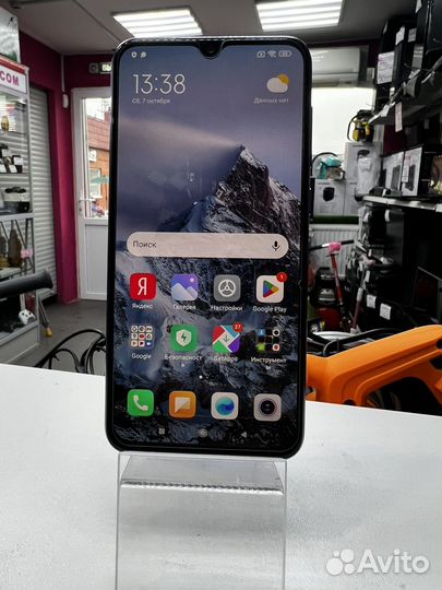 Xiaomi Mi 9 SE, 6/128 ГБ