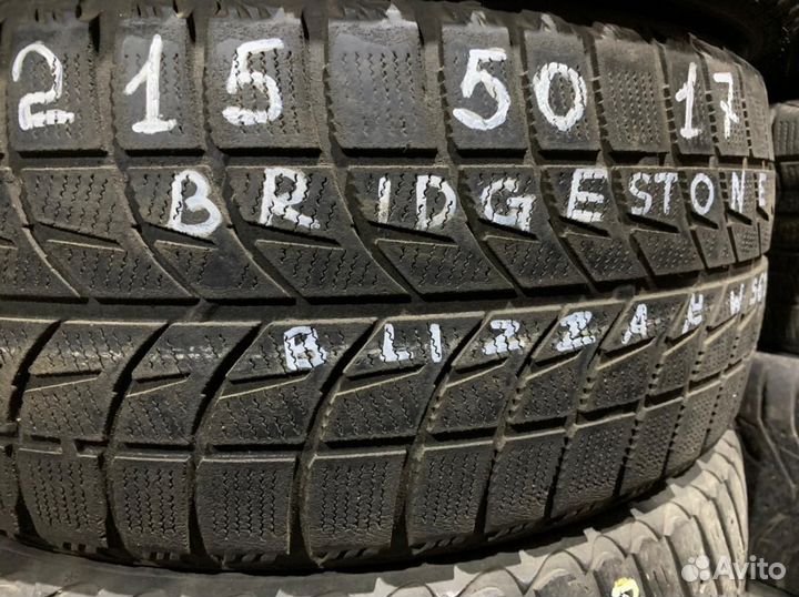 Bridgestone Blizzak WS-60 215/50 R17