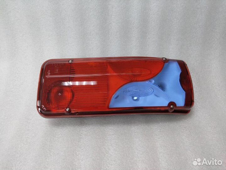 Фонарь задний правый Mercedes-Benz Sprinter W906