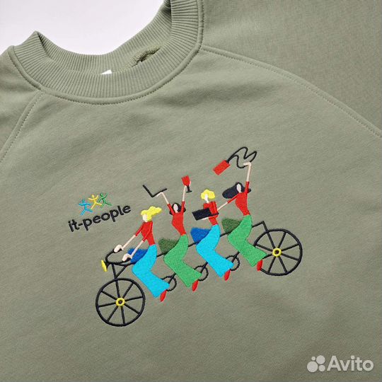 Машинная вышивка логотипа, картинки, текста