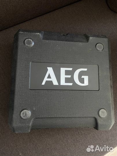 Шуруповерт AEG 18V