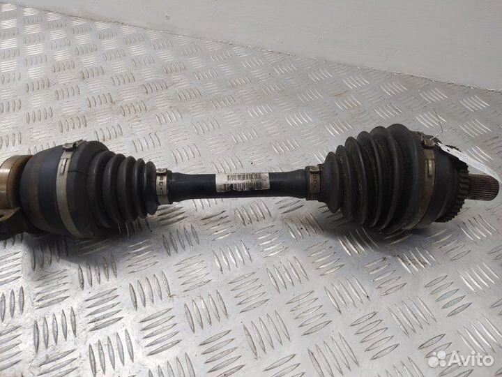 Б/У Б/У Полуось передняя правая (приводной вал
