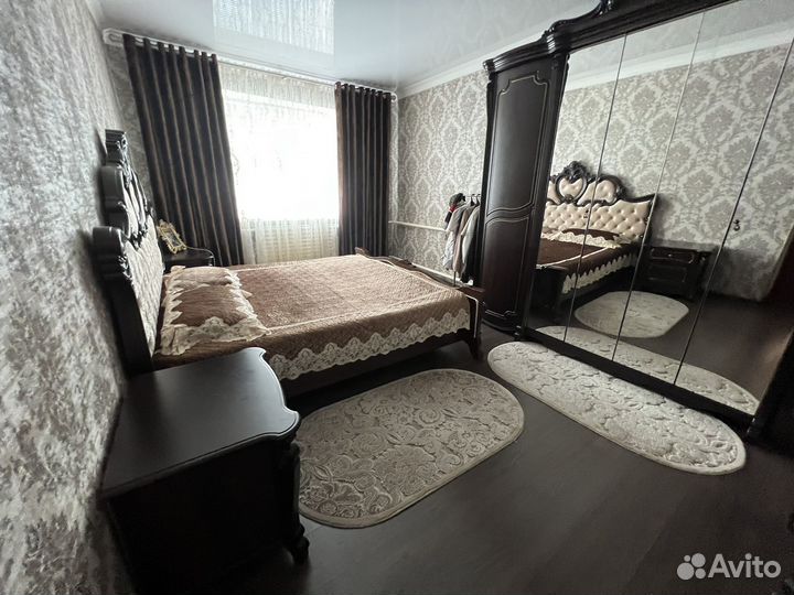 Спальный гарнитур бу