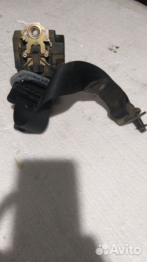 Ремень безопасности правый задний