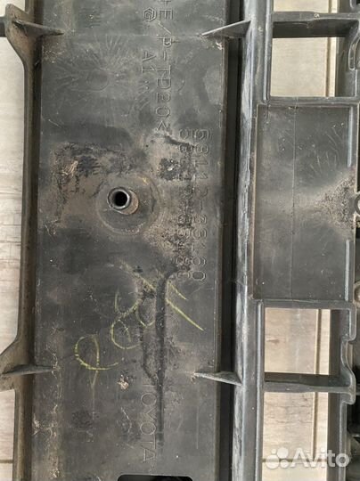 Нижняя+верхняя решетка бампера toyota camry 55