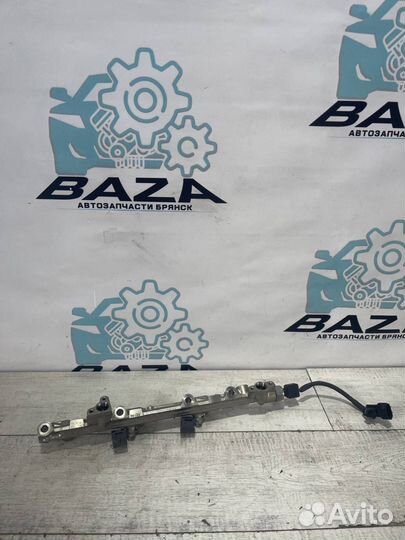 Топливная рампа правая Lexus IS 250 II