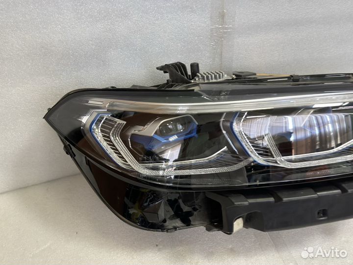 Правая фара Bmw G07 Laser