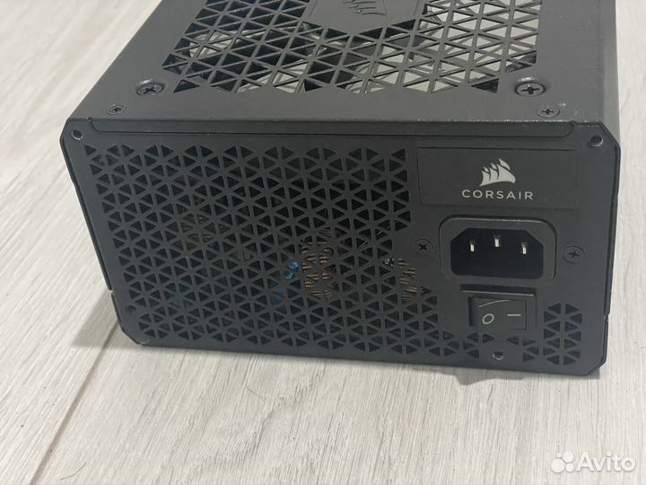 Блок питания corsair 80+ Gold tx650m 650w