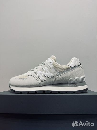 Оригинальные кроссовки последний размер