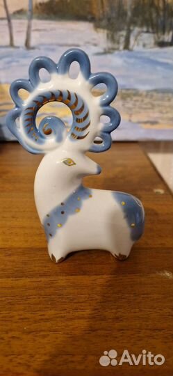 Фарфоровые статуэтка Овен лоз