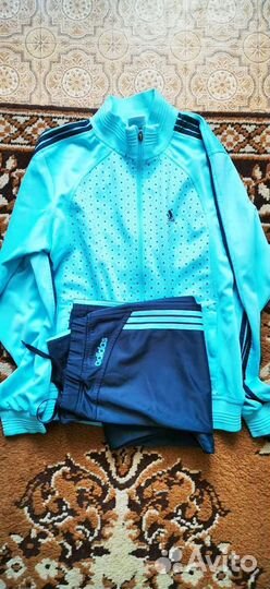 Спортивный костюм adidas