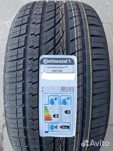 Continental ContiCrossContact UHP 295/40 R21 111Y