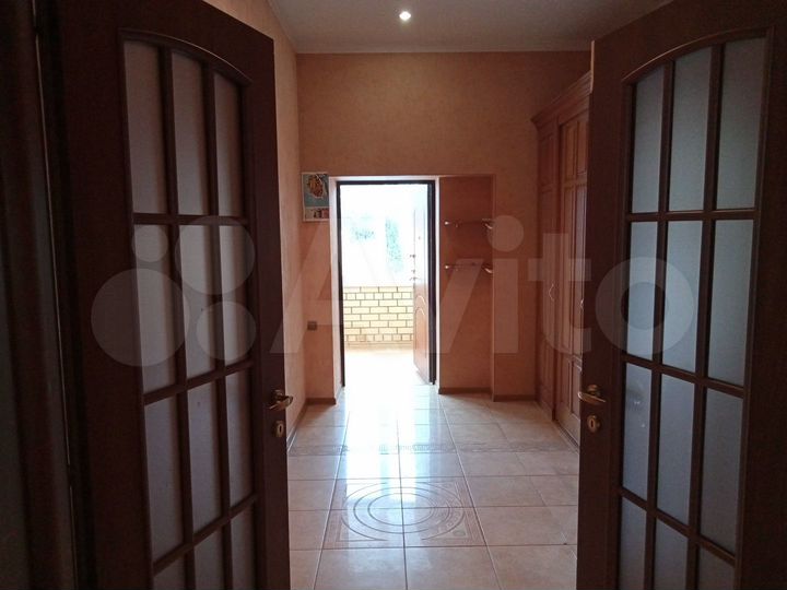 Дом 505 м² на участке 78 сот.