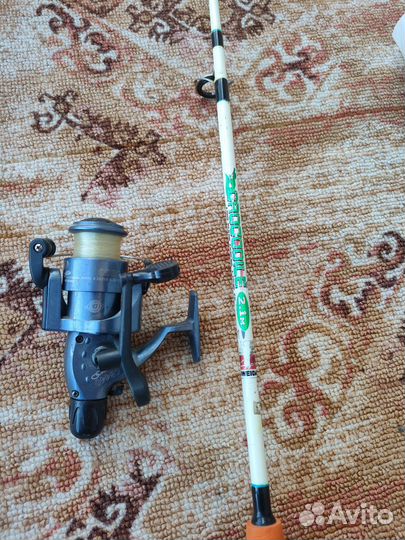 Спиннинг с катушкой