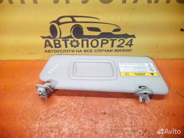 Козырек солнцезащитный правый Renault Fluence 1