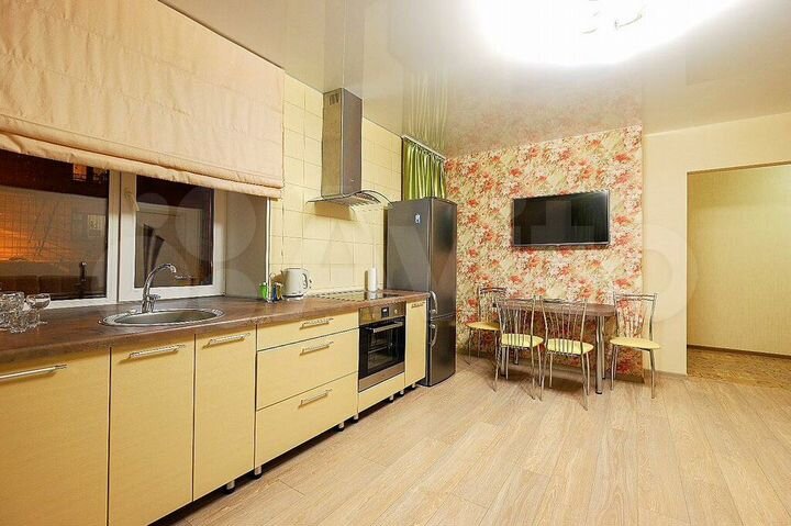 2-к. квартира, 49 м², 2/10 эт.