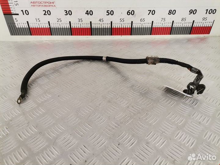 Клемма аккумулятора плюс Mercedes-Benz M-Класс