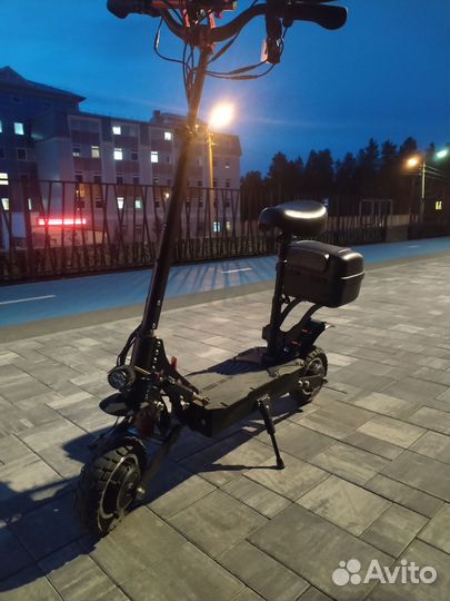 Электросамокат для взрослых с сиденьем