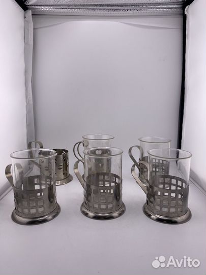 Подстаканники и стаканы