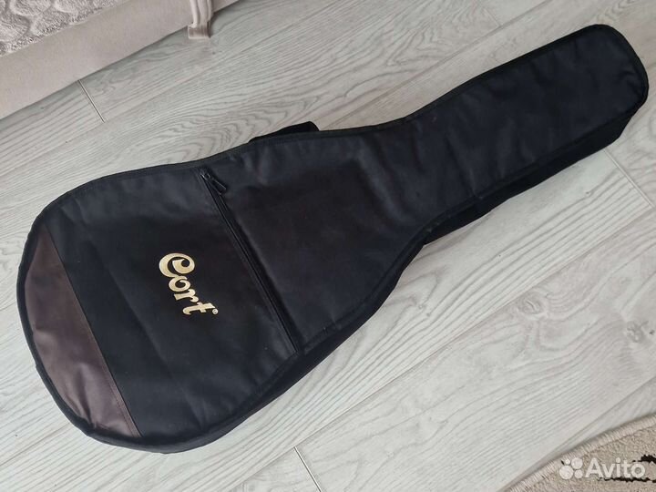 Классическая гитара бу половинка для ребенка