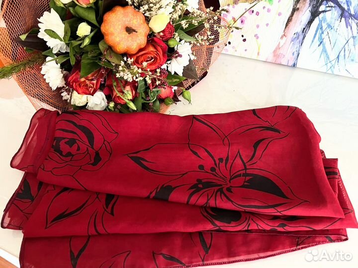 Большой платок 105* 145 см с цветами бордовый