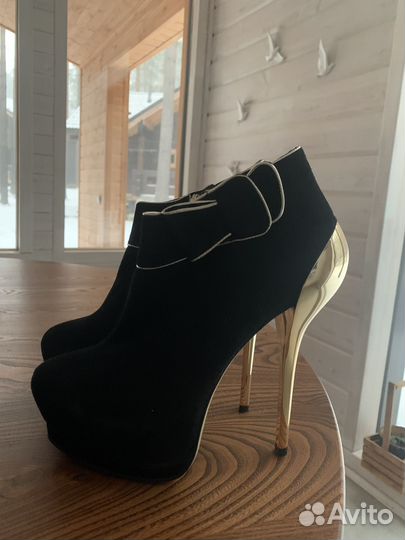 Ботильоны замша 39 новые