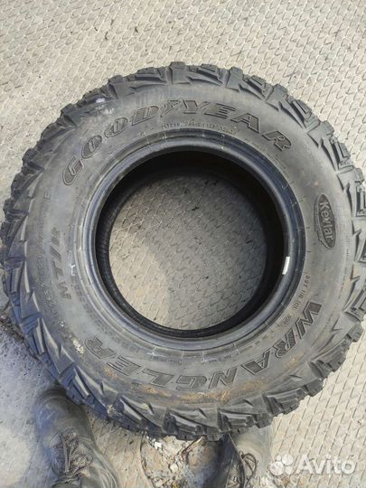Goodyear Wrangler MT/R 265/75 R16 123L