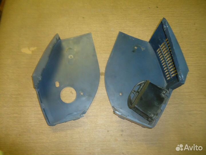 Накладка на панель правая Nissan Largo kugnc22