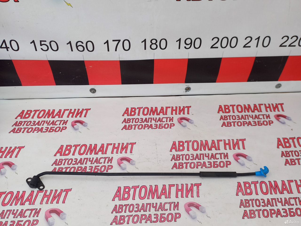 Упор капота капота Хендай Элантра 7 CN