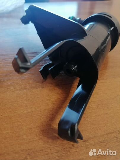 Форсунки омывателя фар L-R Nissan Tiida