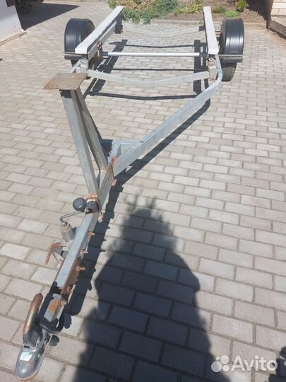 Лодочный прицеп