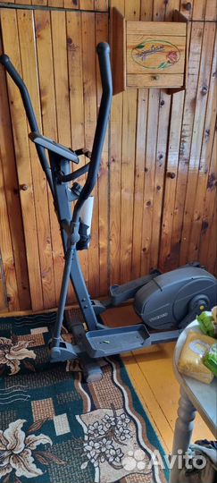 Эллиптический тренажер torneo