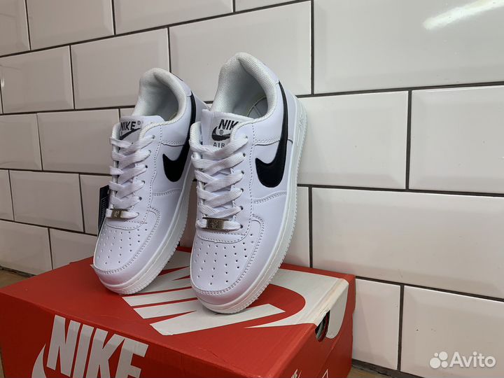 Кроссовки nike air force