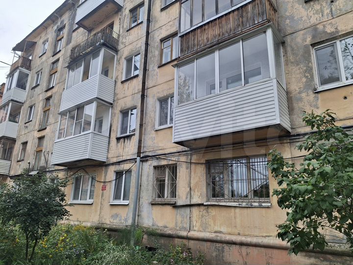 2-к. квартира, 43 м², 2/5 эт.