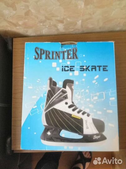 Коньки хоккейные