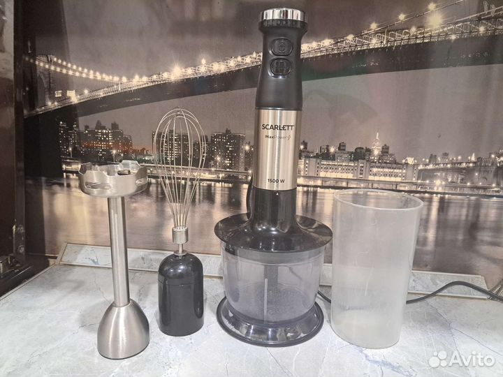 Погружной блендер Scarlett SC-HB42F64, 1500 Вт