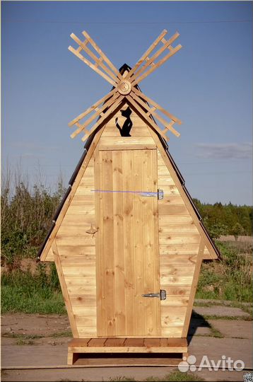 Уличный туалет деревянный GAR206
