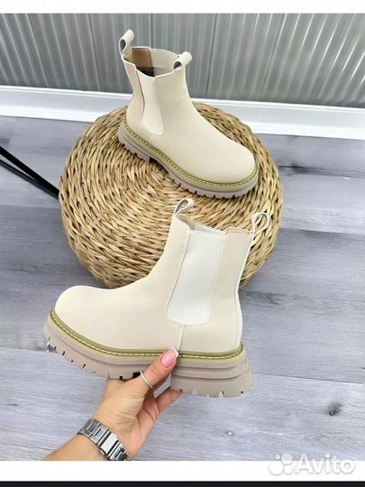 Ботинки осенние