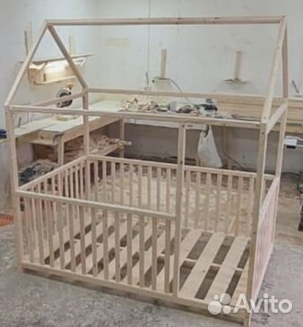 Кровать детская из массива «экосон Домик»