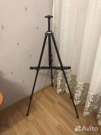Мольберт тренога