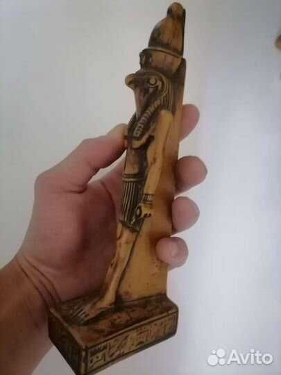 Египетская статуэтка